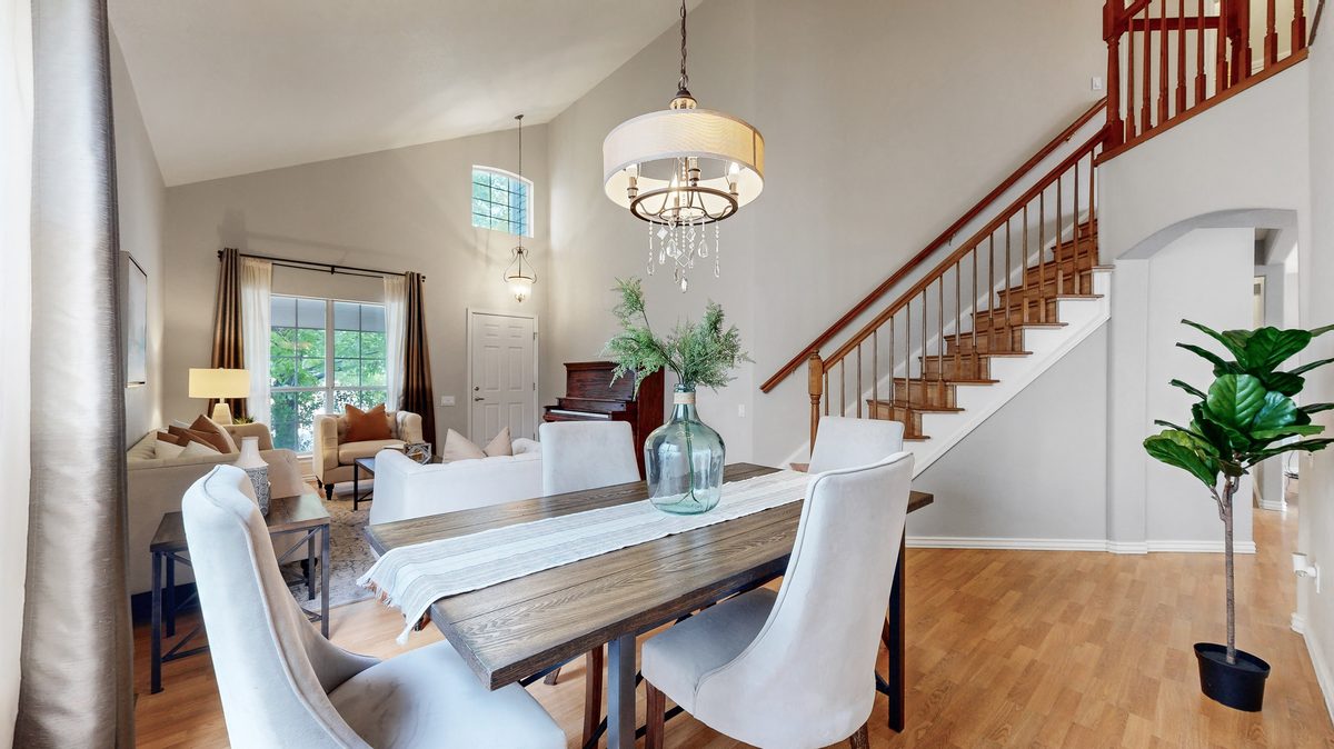 Colorado home dining area